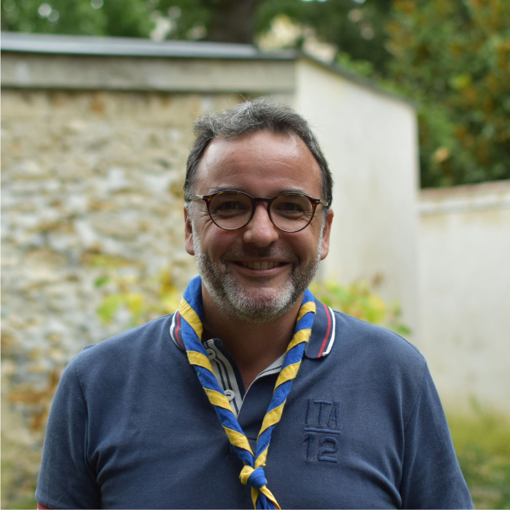 Antoine, secrétaire